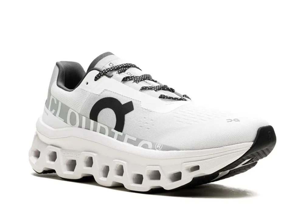 ON RUNNING MONSTER ALL WHITE